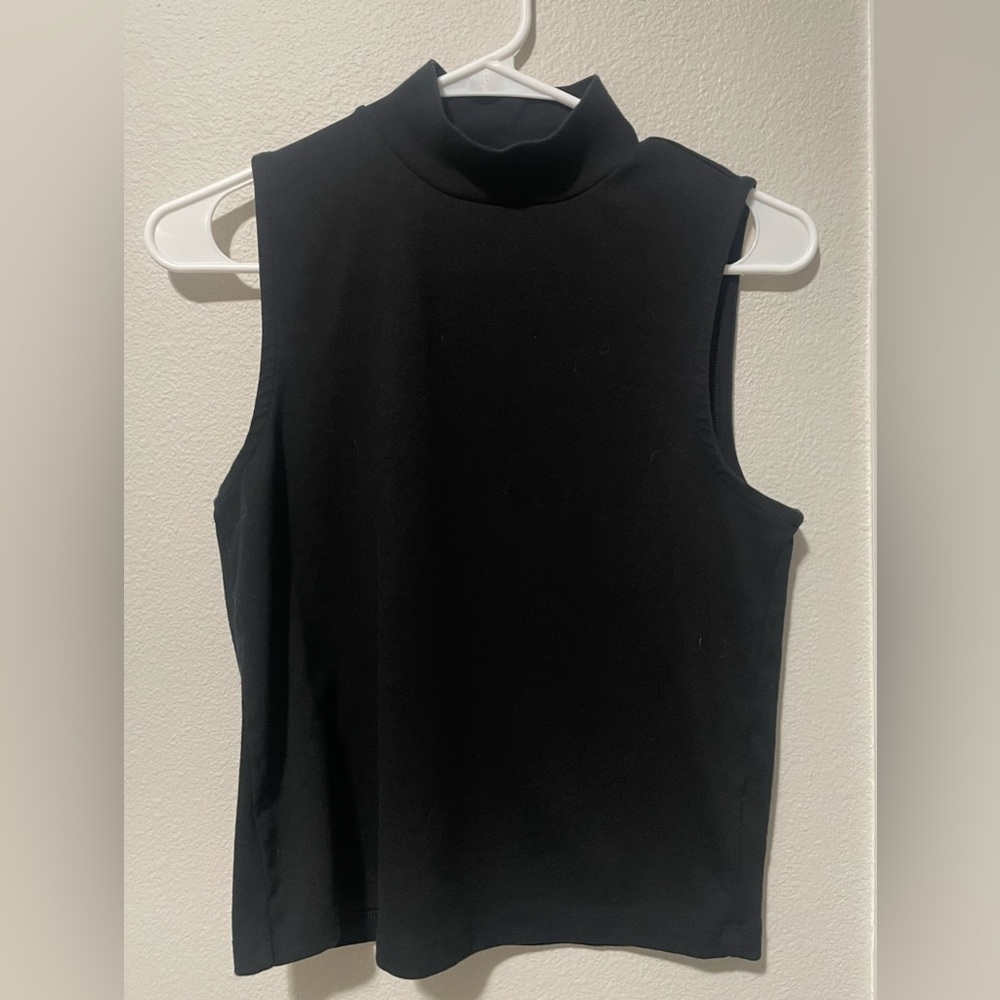 GAP Black Sleeveless Mock Neck Top